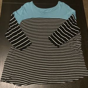 Maurice’s 3/4 sleeve Top